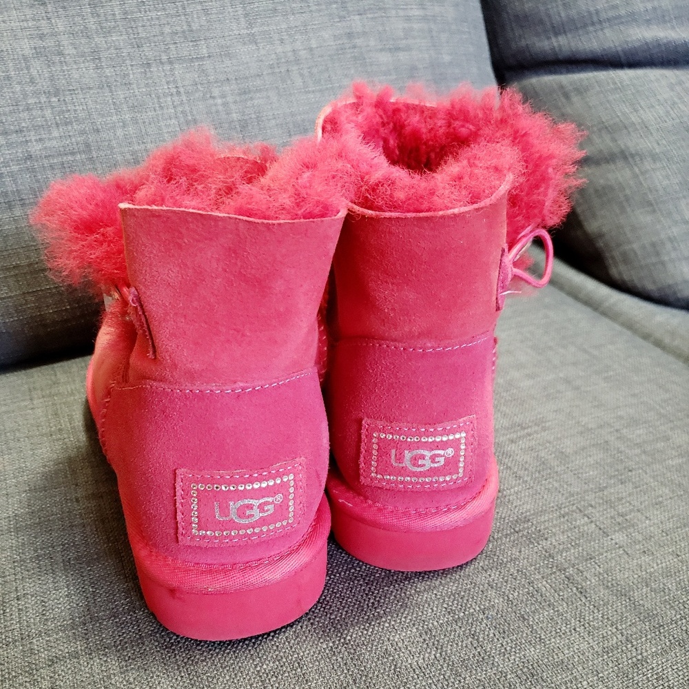 Ugg